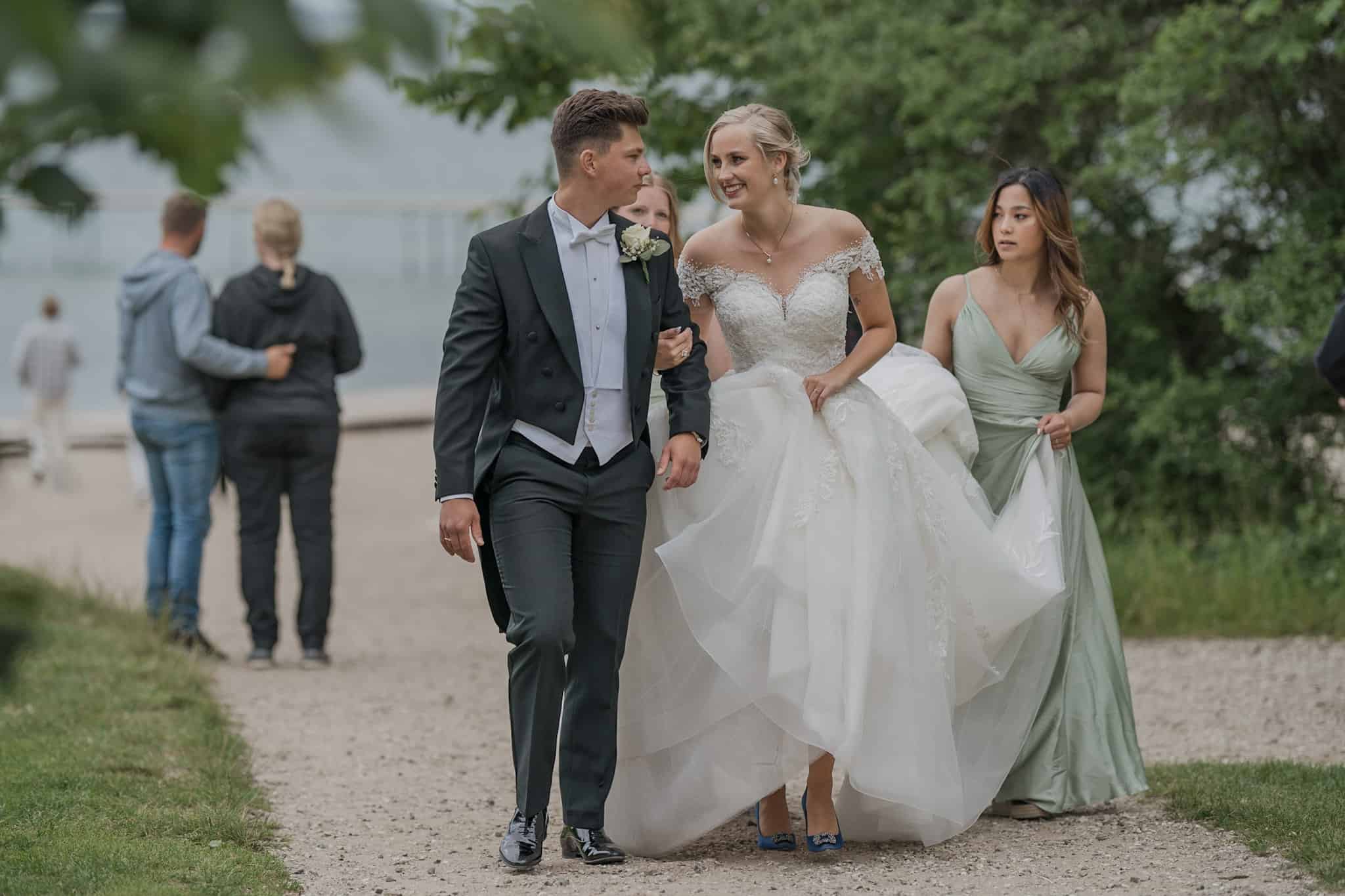 Bryllupsfotograf Odense, 10 tips til at vælge den perfekte bryllupsfotograf 2025, bryllups tidsplan, Fotograf bryllup Silkeborg, alternativ til brudevals