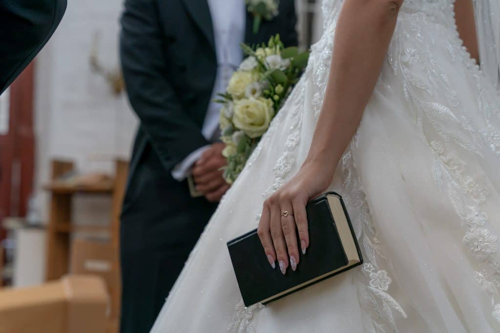 10 Tips til at vælge den perfekte bryllupsfotograf, bryllupsfotograf i ringsted, bryllup på budget